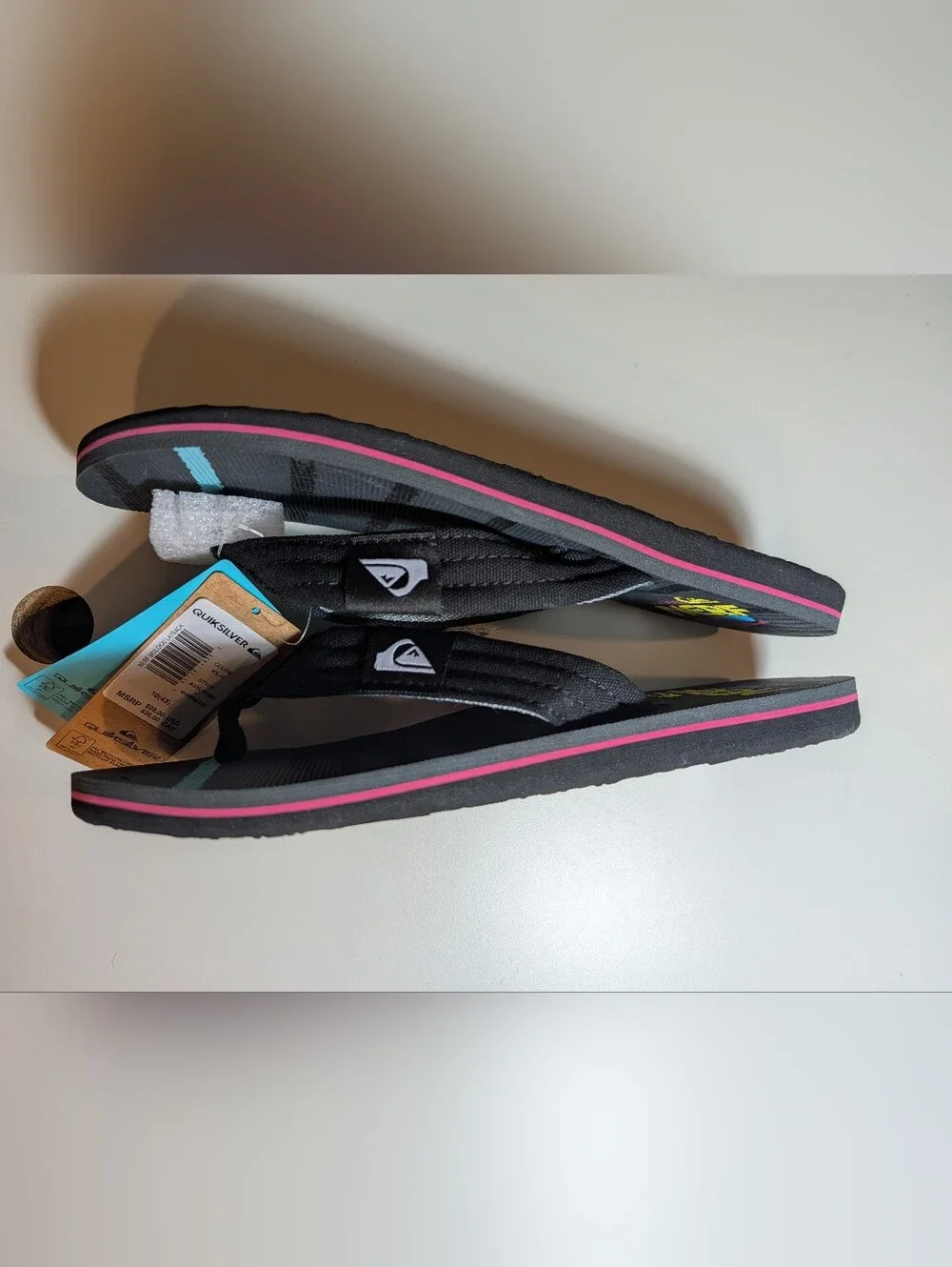 Quiksilver Mens Size 10 Black Flip Flops with Nerf Logo and Teal Accent NWT